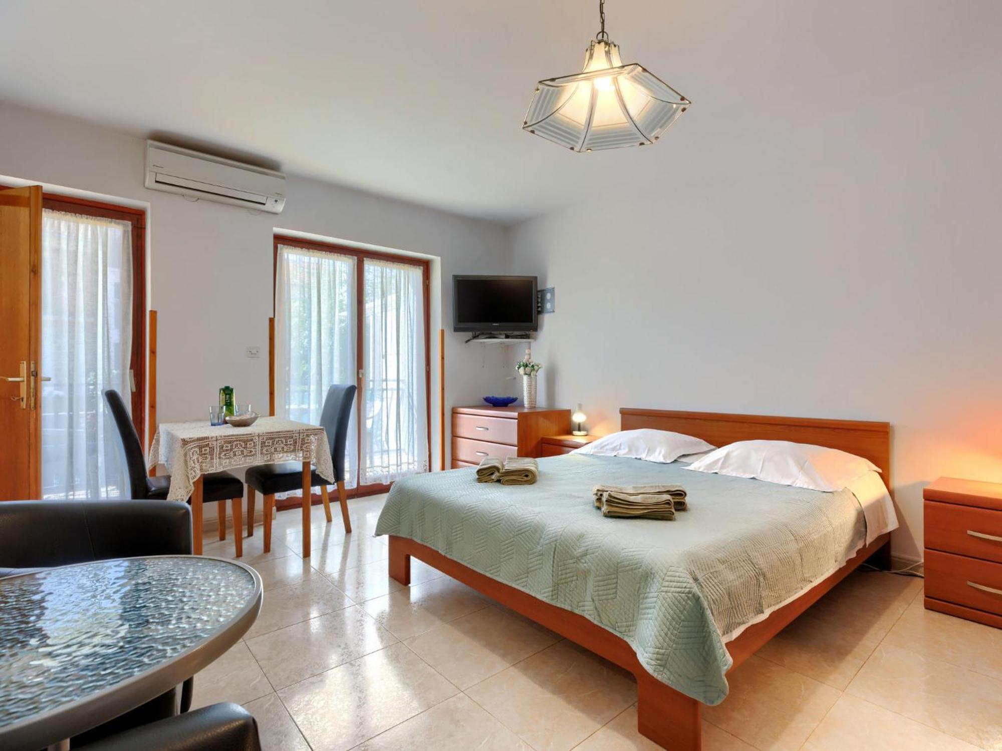 Apartment Alba - Roj157 By Interhome Ровин Екстериор снимка